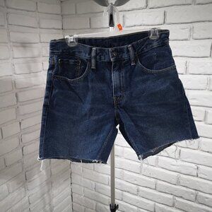 Levi's 559 Ladies Size 30 Waist Cut Off Medium Wash Jean Shorts